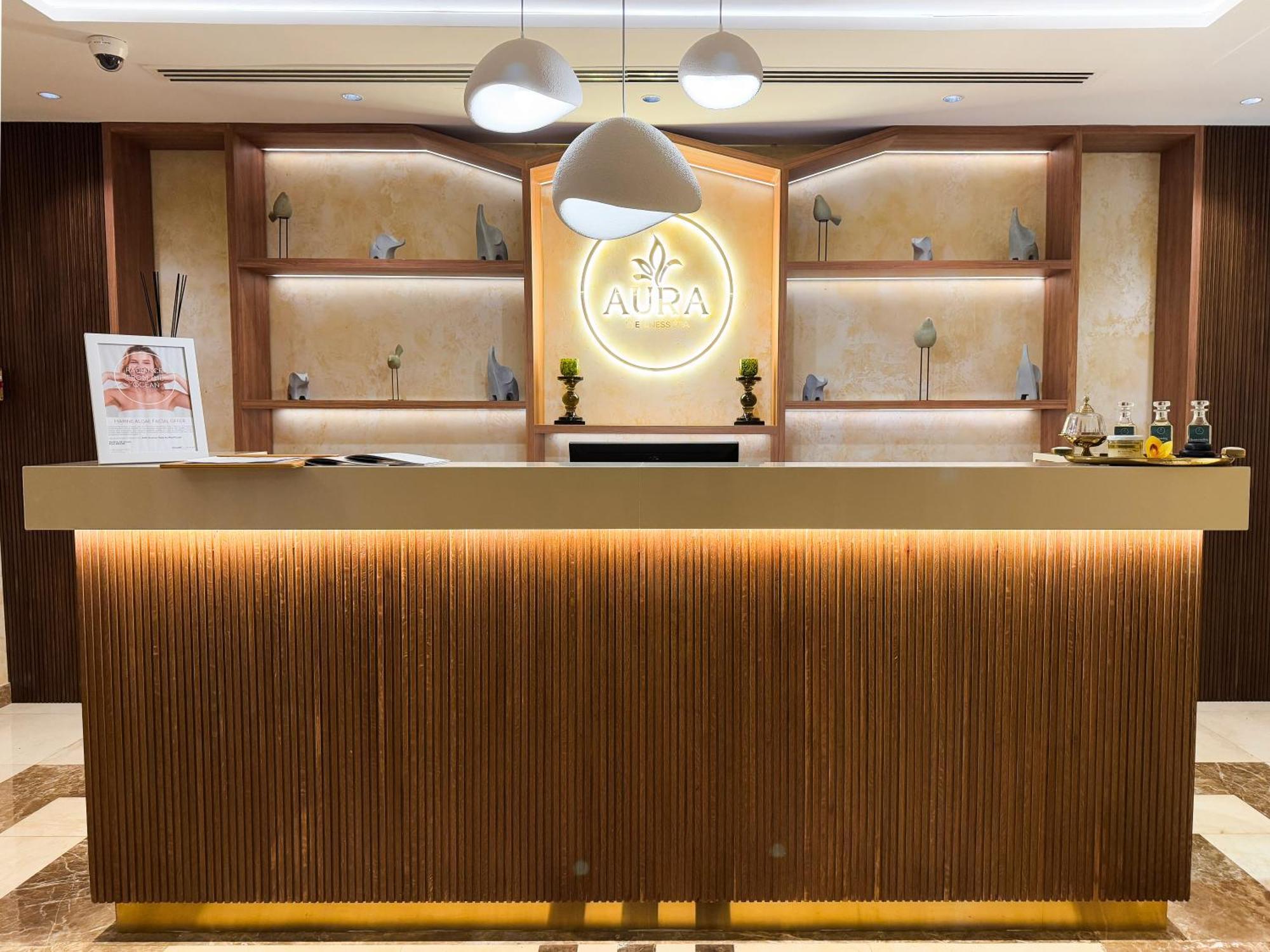 فندق سويسوتيل المروج 5*