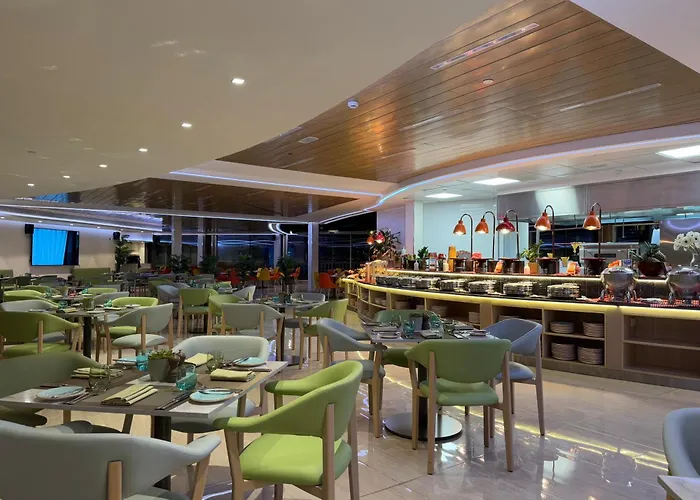 Swissotel Al Murooj Dubai