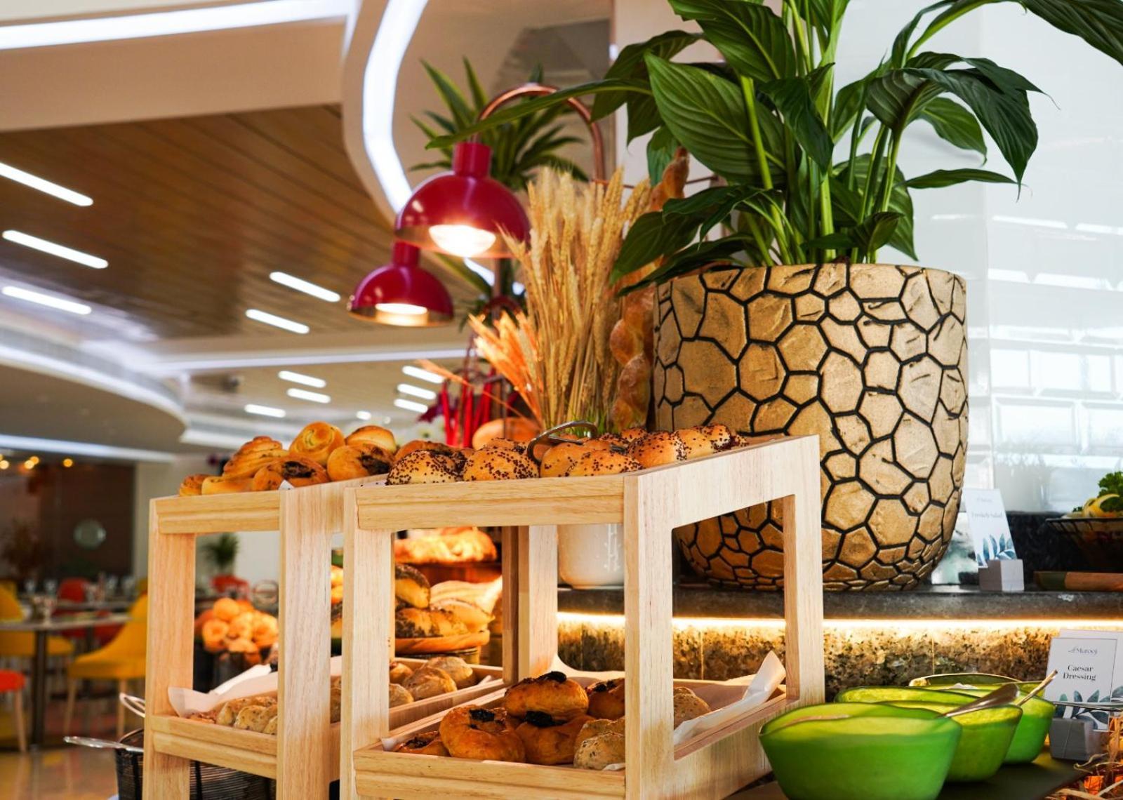Swissotel Al Murooj Hotel 5*