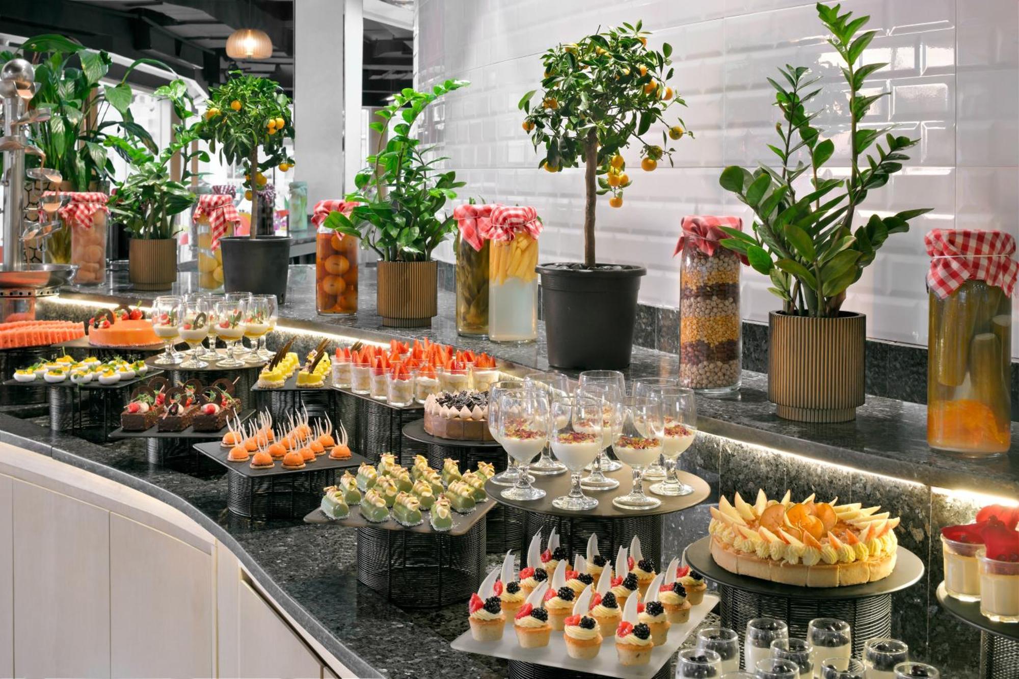 Swissôtel Al Murooj Hotel Dubai