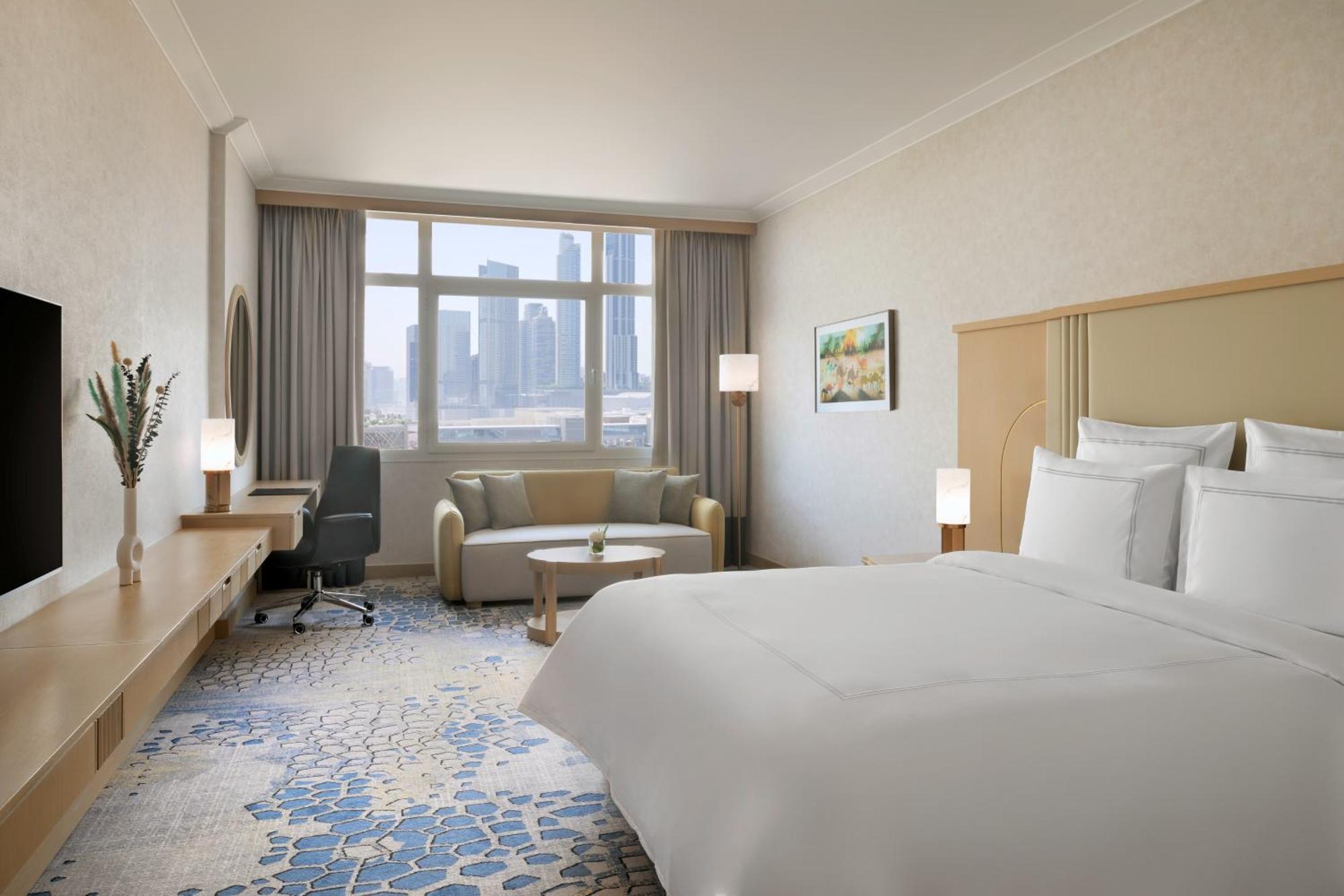Hotel Swissôtel Al Murooj 5*