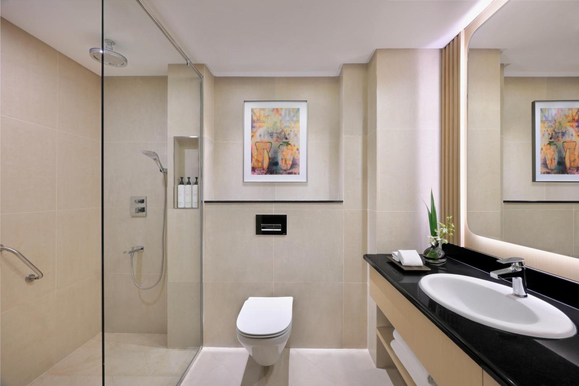 Swissotel Al Murooj 5* Dubai